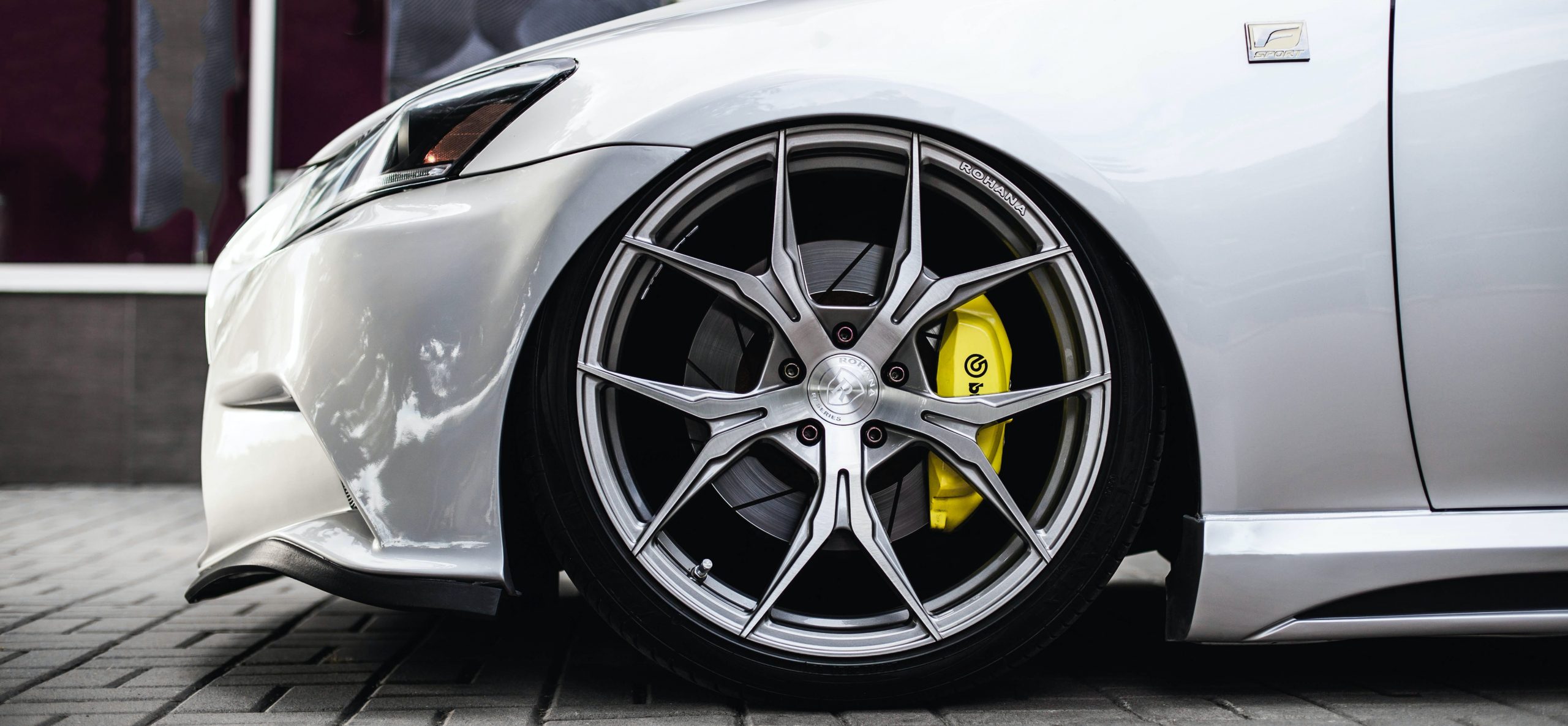 30 best cars for long distance driving