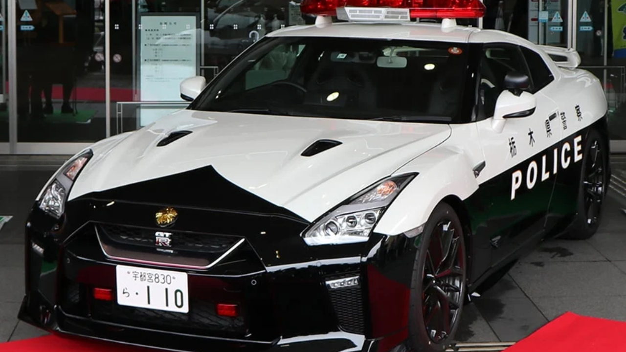 Nissan GT-R