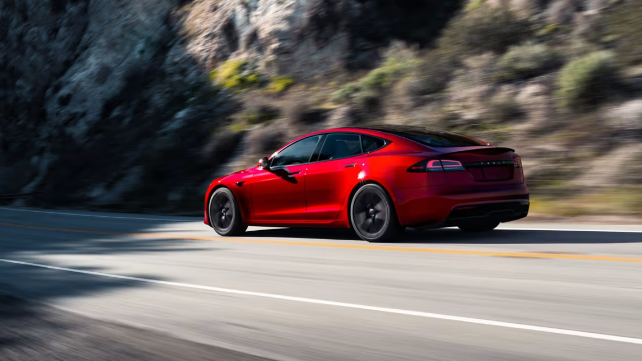 Tesla Model S Plaid