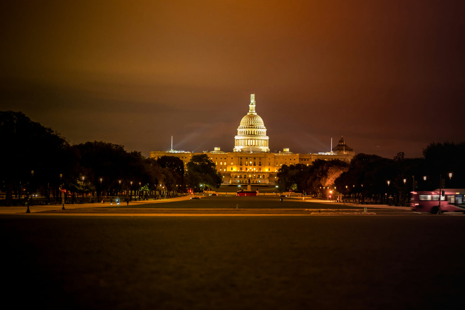 It is the United States Capitol Building located in Washington