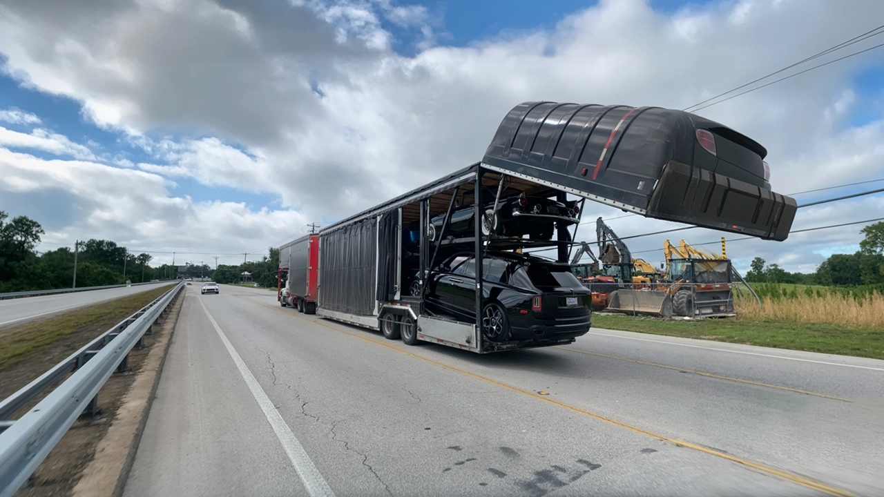 Enclosed Carrier Transport with AutoStar Transport Express