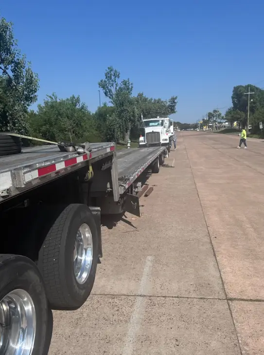 Heavy haul transport services trailer from AutoStar Transport Express.