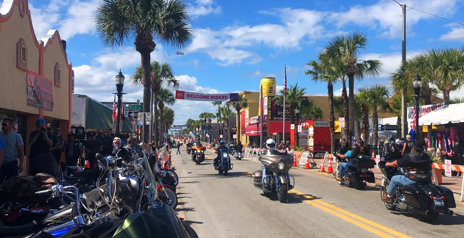 Bikers and motorcycles at Daytona Bike Week in Daytona Beach.
Image credit goes to Daytona Bike Week’s official page.
